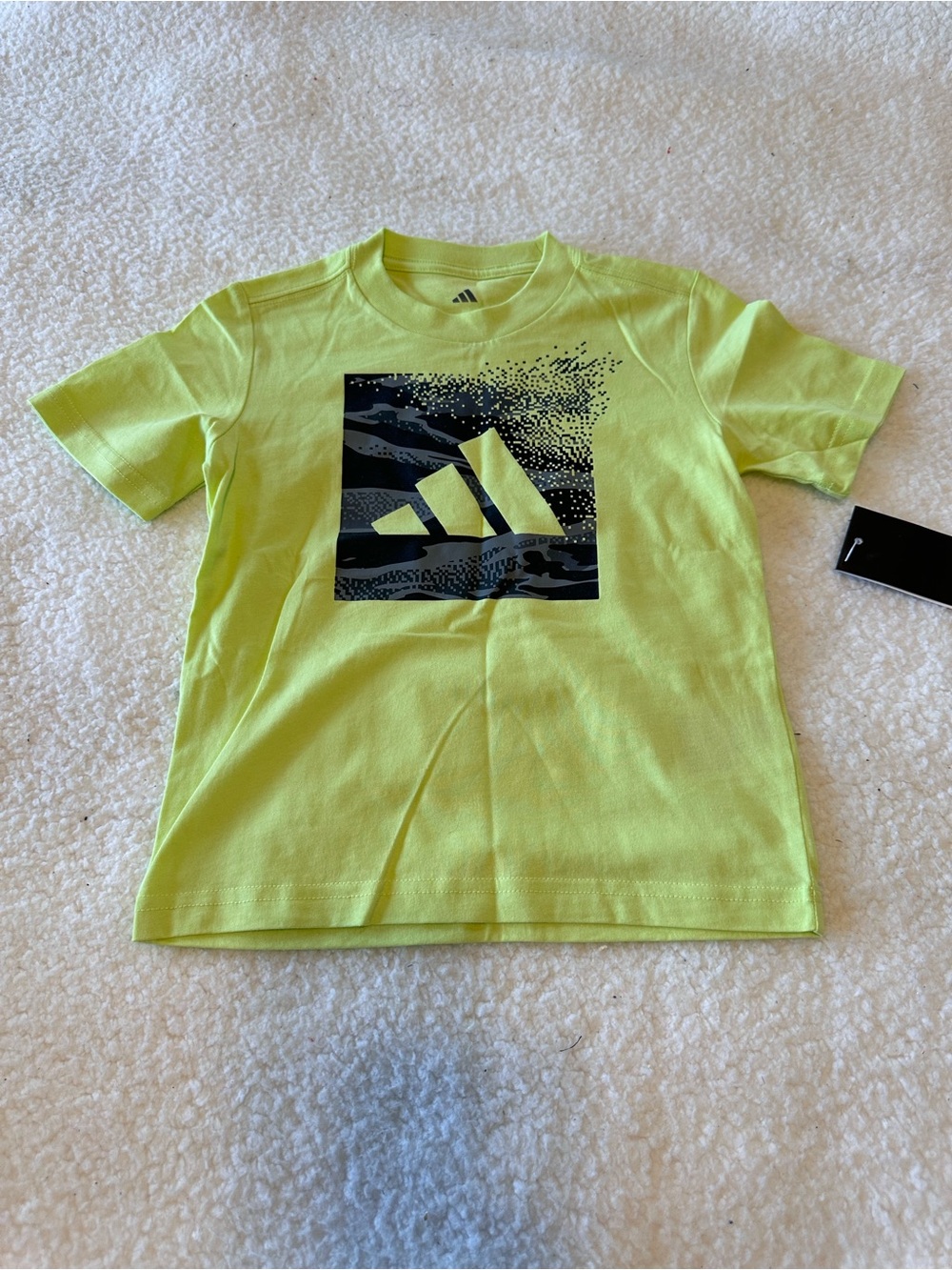 Boy’s Adidas Short Set - Picture 4 of 9